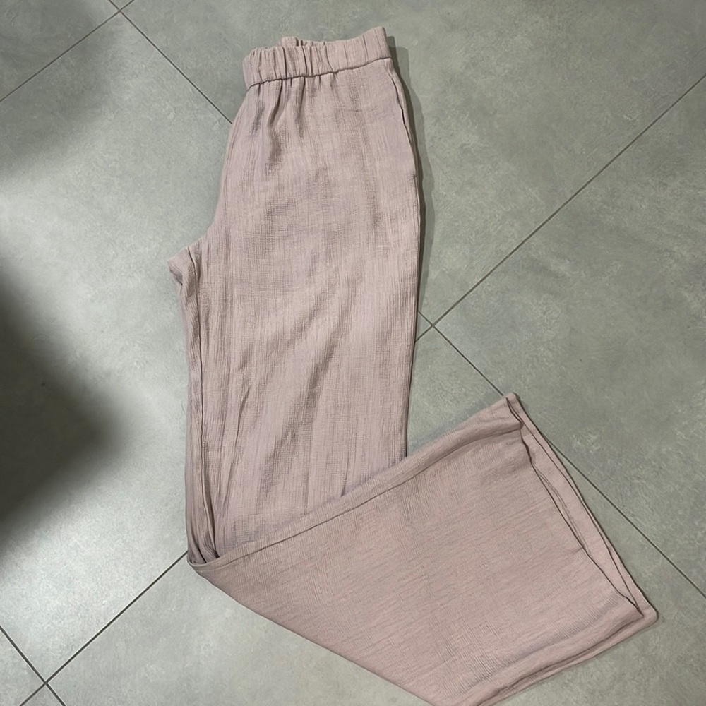 Wide leg pants